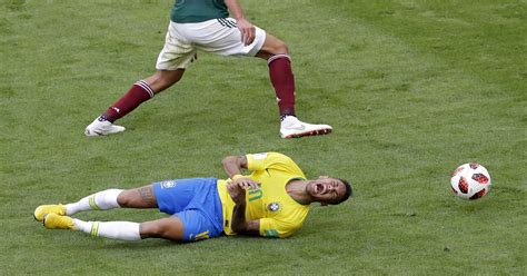 soccer player flopping.